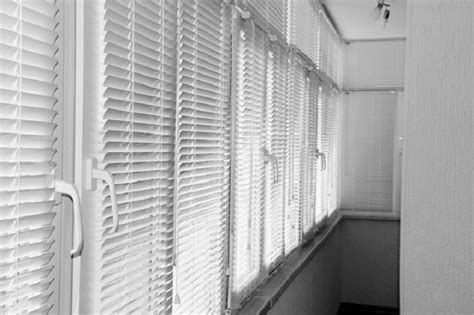ways  select   aluminum window shutters  home safety top blogin home improvement