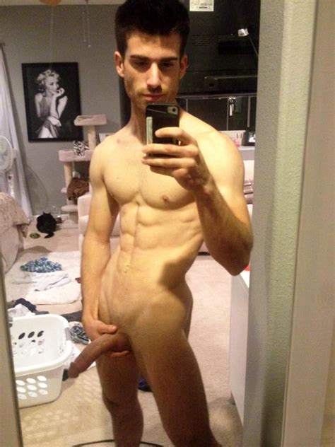 daily male nude naked erect hard artistic candid men 150618 07 daily male nude