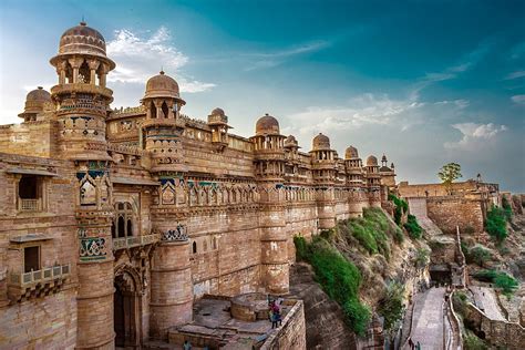 great forts  explore  india