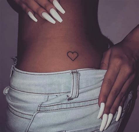 Pin By ♕𝓟𝓪𝓻𝓪𝓭𝓲𝓼𝓮 𝓒𝓸𝓴𝓮ۺ On TΔttΩΩs Hip Tattoo Small Red Heart Tattoos
