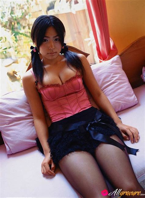 black dressed sexy babe yukie kawamura wet her body in her bathroom asian porn movies
