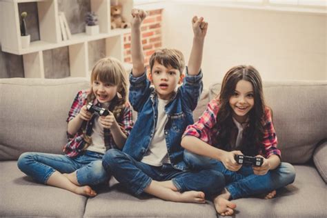 kids  benefit   ways  playing video games mommybites