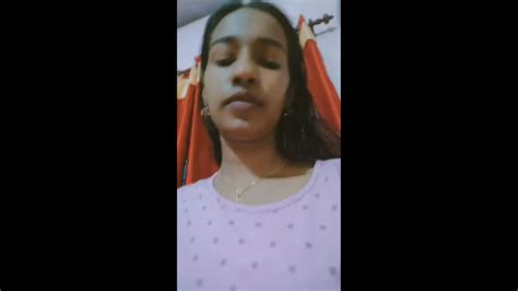Desi Girl Riya Showing Big Boobs Leaked White Bra Sexy Indian Photos