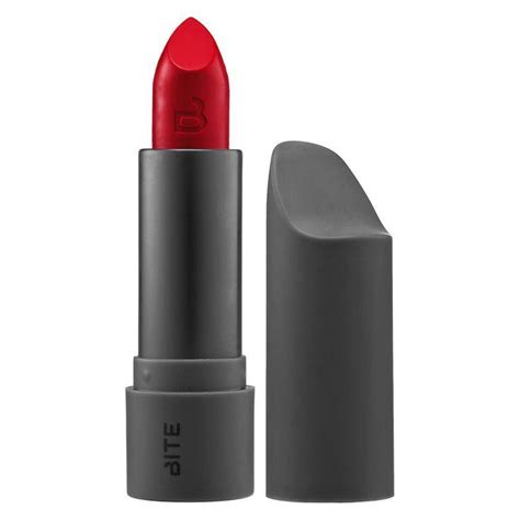 Best Red Lipsticks For Kissable Valentines Day Lips 2467373 Weddbook