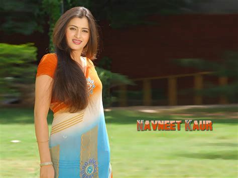 Navneet Kaur Hot In Saree Wallpapers Pictures Actress