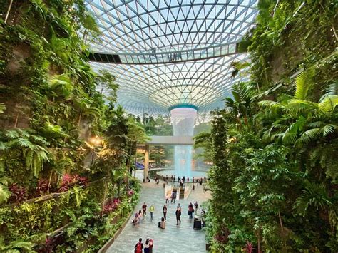 visit jewel  changi airport  singapore velvet escape