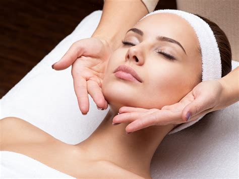 Les 3 Clés De La Réussite D Un Massage Visage Anti âge Manuel Efficace