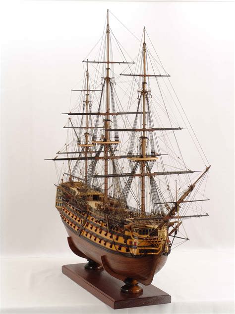 photo  boat model boat model pirate   jooinn