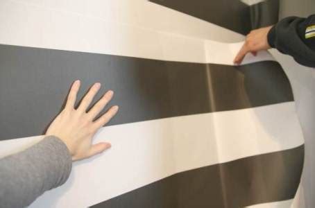 tips memasang wallpaper sendiri  rumah  alat bahan