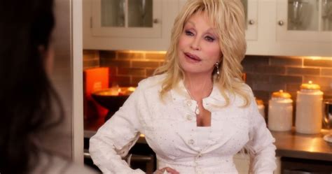 watch the trailer for dolly parton s netflix christmas