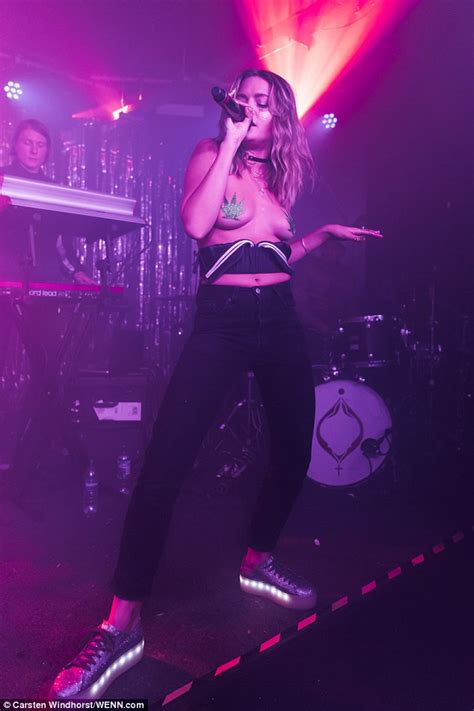 Topless Tove Lo Performs With Glittering Cannabis Leaves In London Show