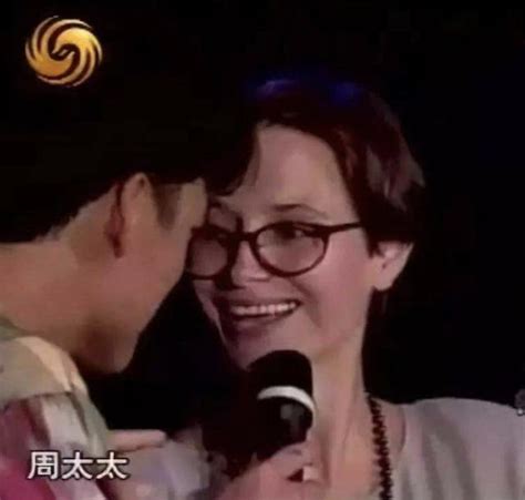 周华健的妻子康粹兰：我的丈夫知错能改，跨国婚姻36年的爱与痛