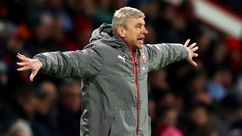 wenger  sign  arsenal deal