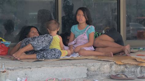 manila philippines november    homeless poor filipino