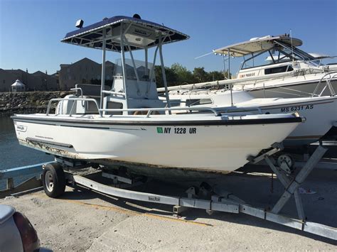 boston whaler justice   sale   boats  usacom