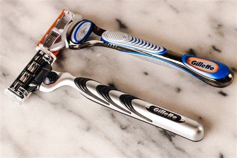 the best men s razors for any face for 2021 reviews by wirecutter