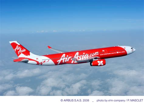 airasia flight  indonesia loses contact  air traffic