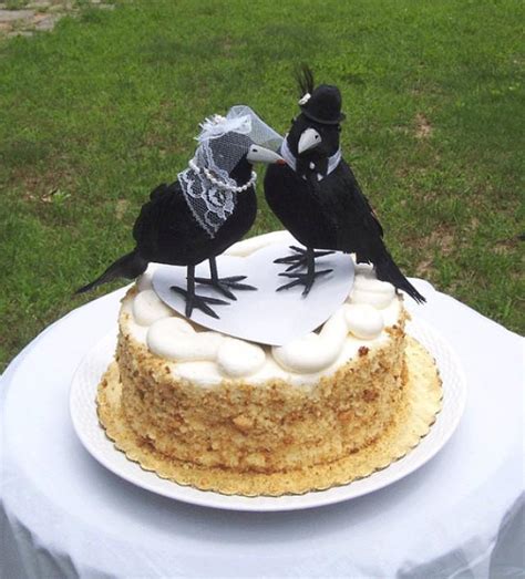 halloween wedding cake topper crow bird couple gothic wedding bride