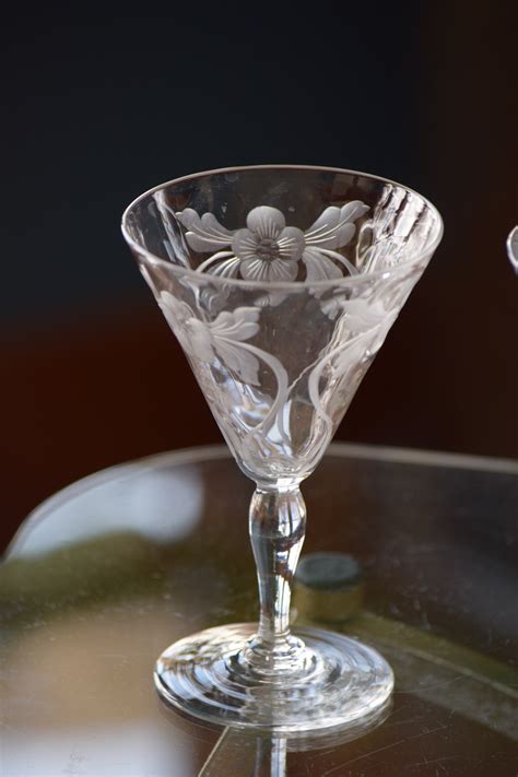 5 Vintage Crystal Etched Wine Glasses Vintage Small 6 Oz Crystal Wine