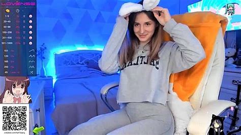 Alina 9 Nude On Cam For Live Sex Chat Wearehairyfans