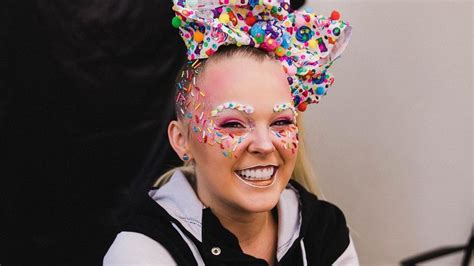Jojo Siwa Confesses Same Sex Lovers At 17 Years Old News24xx