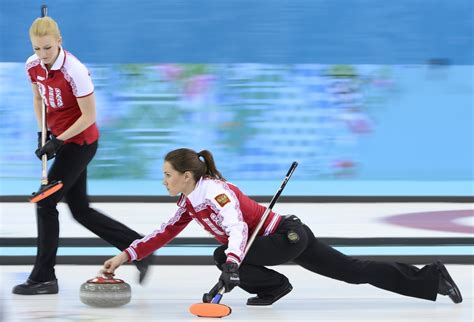 冬奥女子冰壶：中国7 5俄罗斯 获冬奥首胜 体育 环球网
