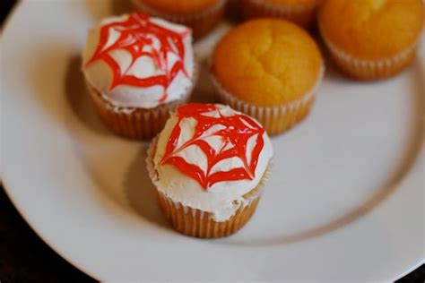 pumpkin mini cupcakes with spider web frosting recipe