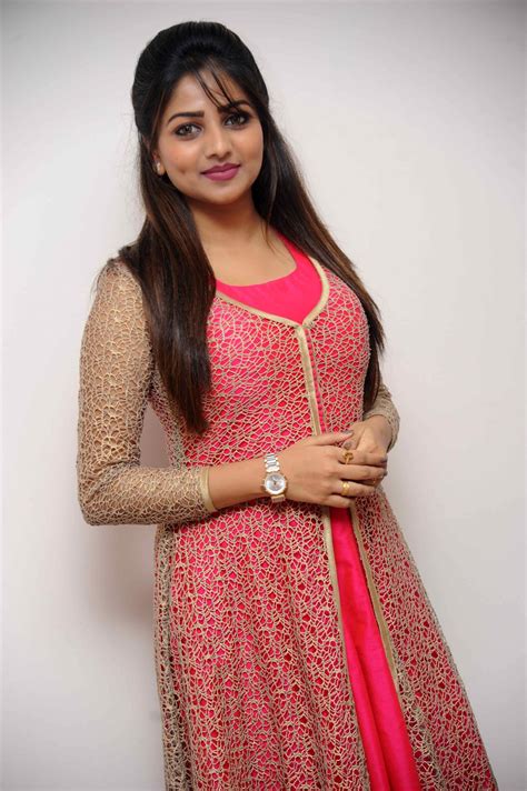 Kannada Actress Rachita Ram Hd Images Photos New Movie