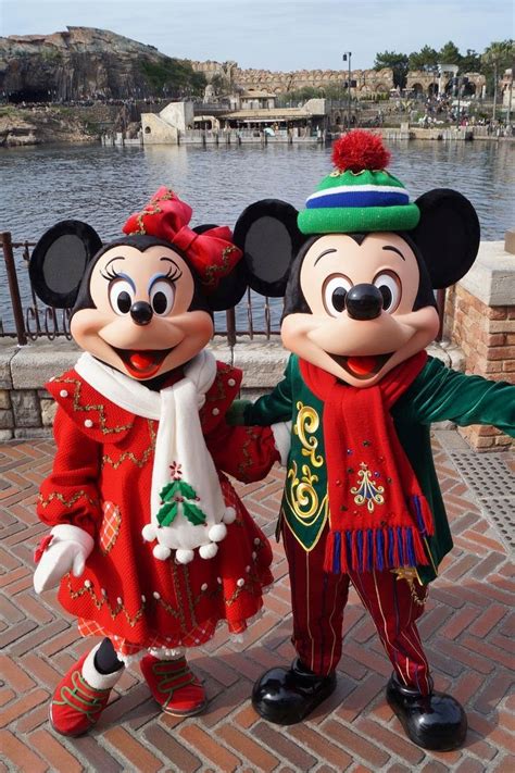 holiday site disney christmas images
