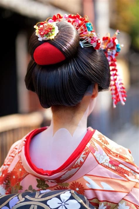 traditional geisha japanese hairstyle japanese hairstyle traditional