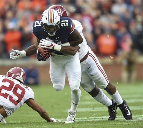 auburn s kerryon johnson banged up but confident he ll play in sec