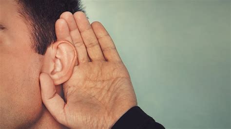 hearing loss tied  cognitive decline aids