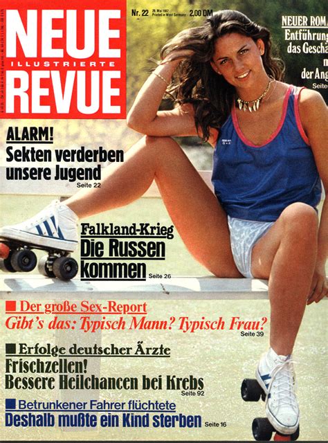 roller girls disco era magazine cover girls on skates