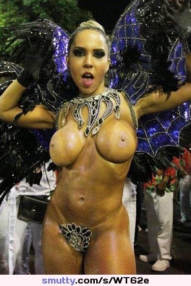 renatafrisson brasil brazil brazilian puta carnaval nude nudeinpublic tanlines boobs