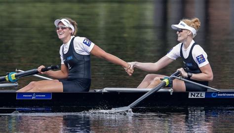 rowing  zealand wins  gold medals  world cup