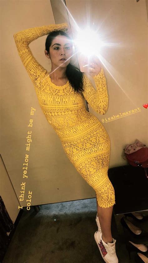 isabelle fuhrman posing braless in see through yellow dress taxi driver movie