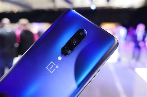 oneplus  pro hands  finally  true flagship phandroid