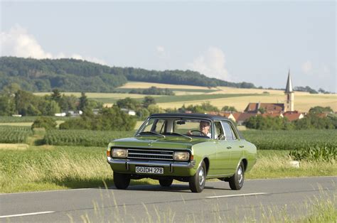 opel rekord  feiert er bei der sachsen classic