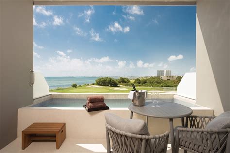 booking hotel dreams vista cancun golf spa resort  inclusive