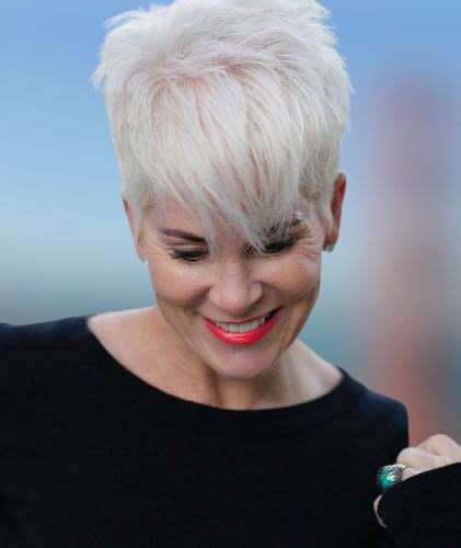 Pixie Haircuts For Women Over 60 That Will Stop Aging In