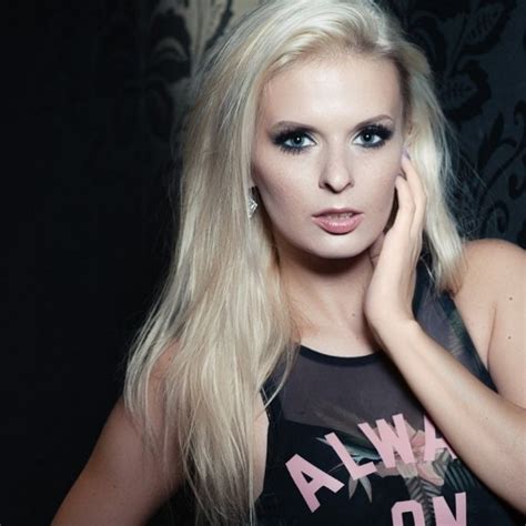 Hot Ukrainian Anal Teen Showing Her Sexy Body 76 Pics