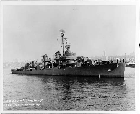 navy destroyer sunk  world war ii    feet