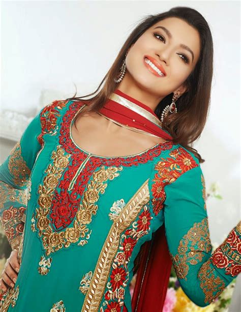 most beautiful actress gauhar khan image download free