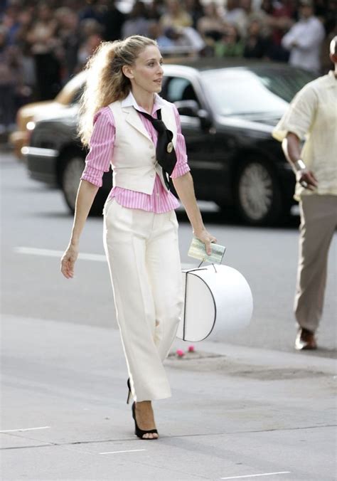sex and the city carrie bradshaw s most iconic outfits goss ie