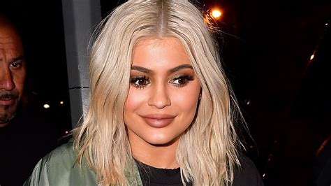 Kylie Jenners Nervous To Give Birth But Excited To Become A Mom