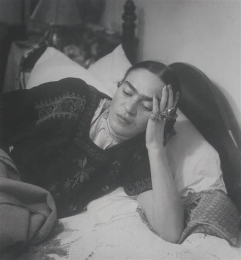 la casa azul foto frida kahlo frida diego portrait