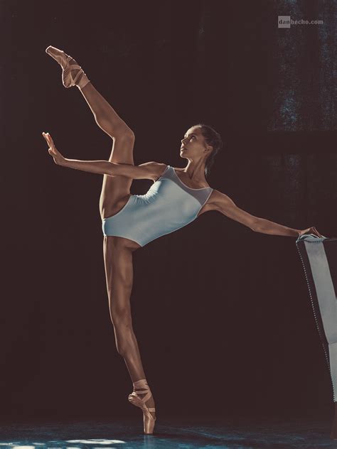 dancer women women indoors spread legs dan hecho ballerina legs