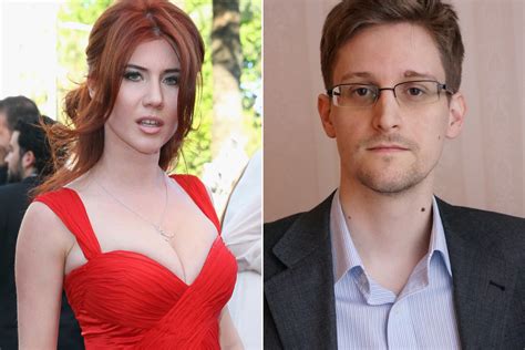 sexy russian spy ‘tried to seduce snowden