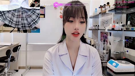 Lab 的性爱视频库 Daily Check Stripchat