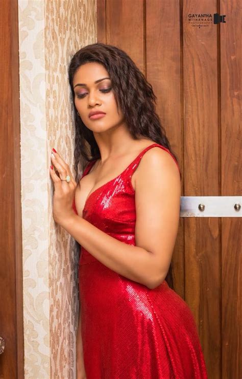 chulakshi ranathunga sri lanka model and actress